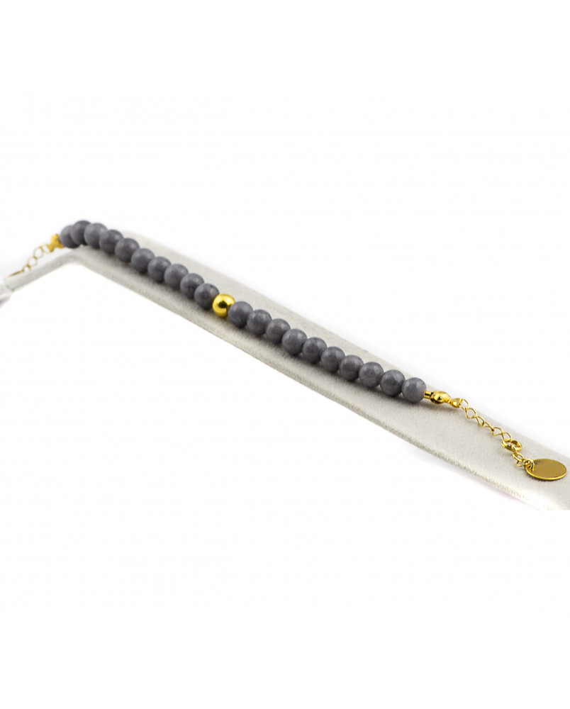 Bransoletka z szarym jadeitem i zawieszką