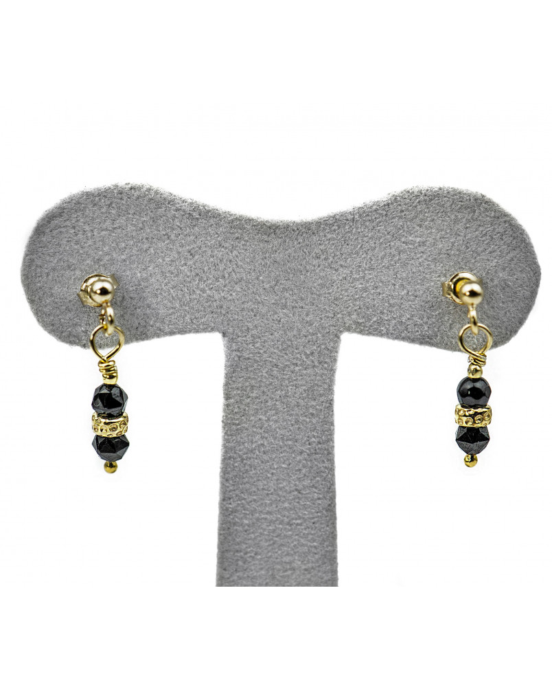 Kolczyki ze spinelem