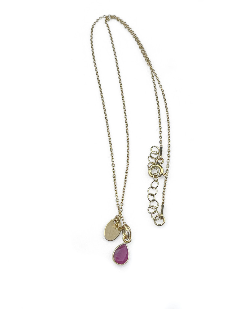 Naszyjnik z rubinem na łańcuszku