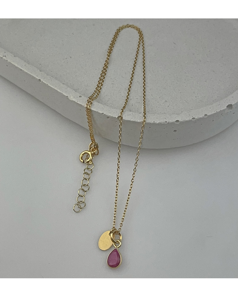 Naszyjnik z rubinem na łańcuszku