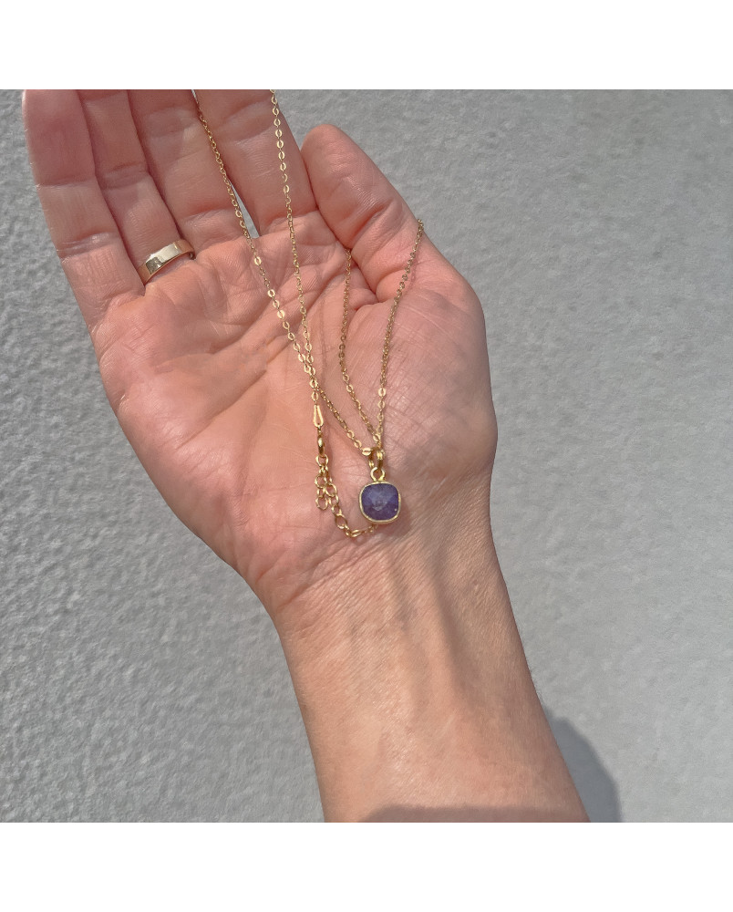 Naszyjnik z szafirem