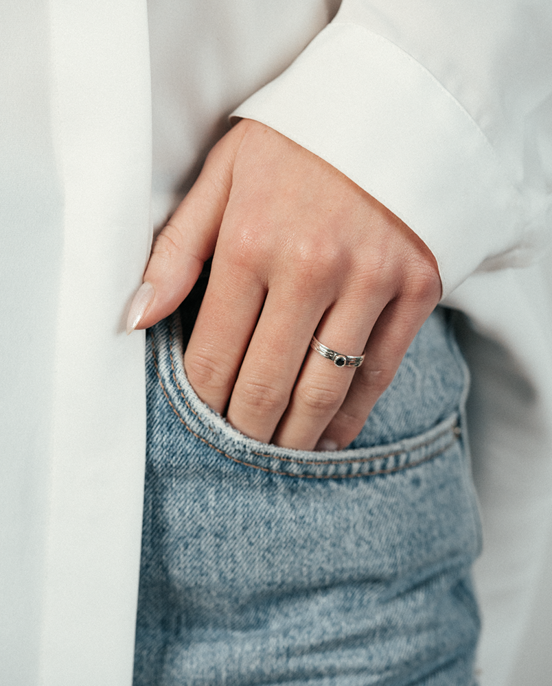 Pierścionek z szafirem