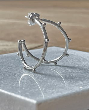 Otwarte koła z kuleczkami