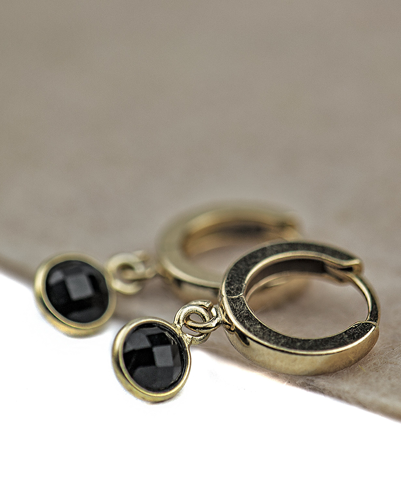 Kolczyki ze spinelem