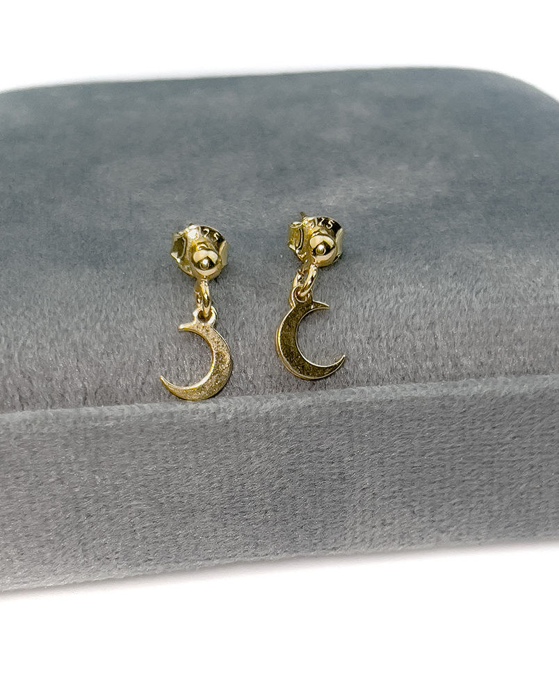 Delikatne kolczyki księżyce