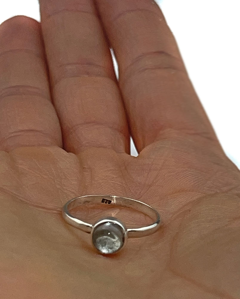 Pierścionek z topazem