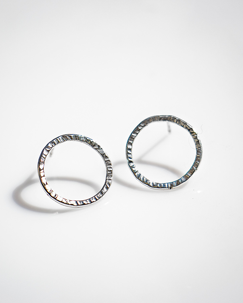 Kolczyki koła młotkowane