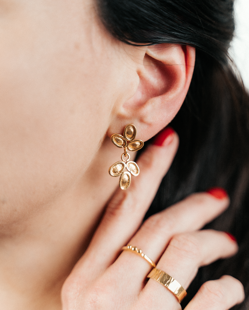 Kolczyki sztyfty wiszące listki