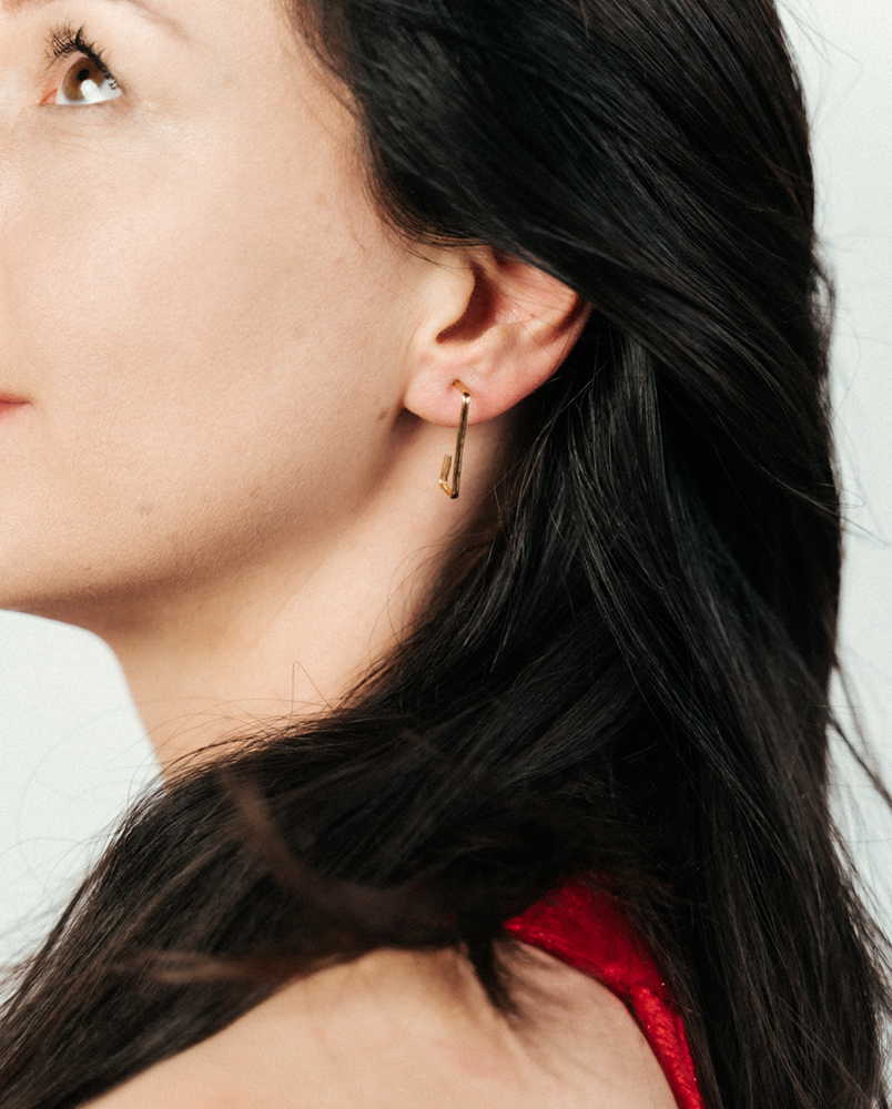 Minimalistyczne geometryczne kolczyki