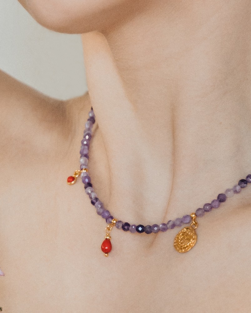 Naszyjnik z ametystami i serduszkiem