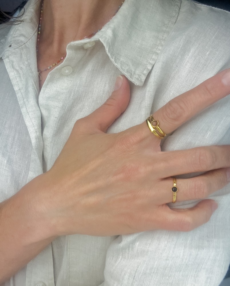 Pierścionek z kamieniem słonecznym