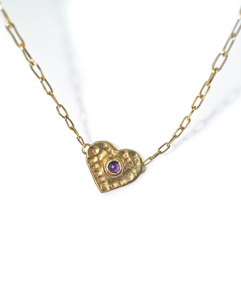 Naszyjnik z motywem serca i ametystem