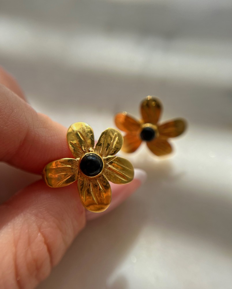 Kolczyki duże kwiaty z onyksami