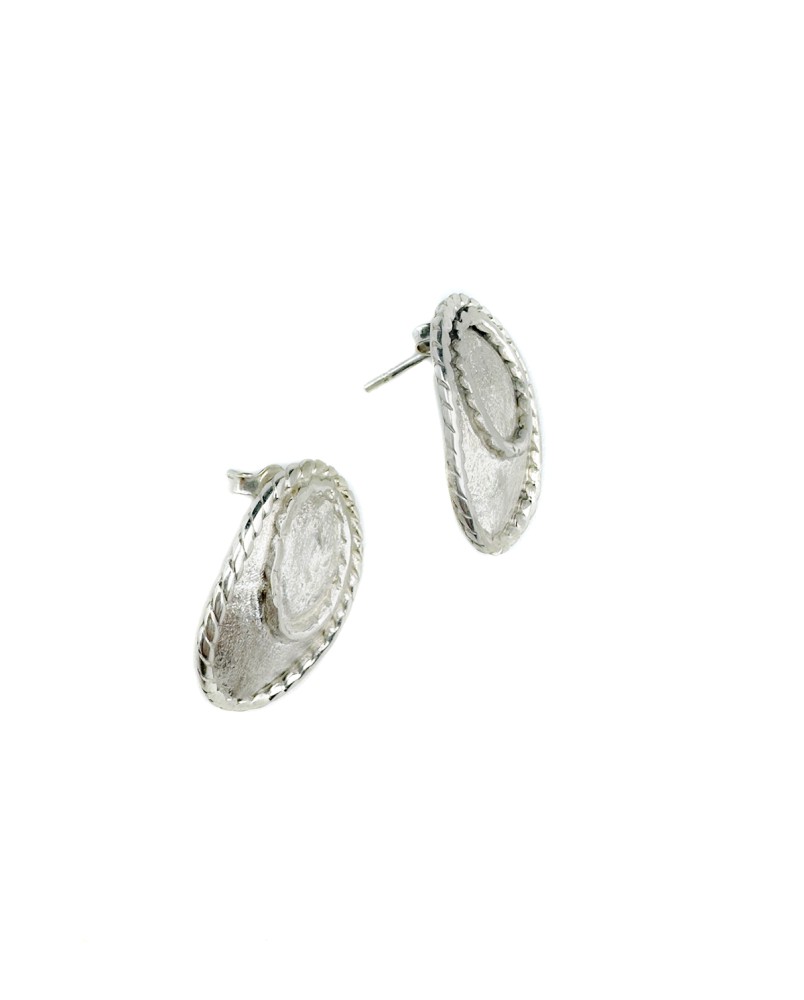 Owalne kolczyki srebrne