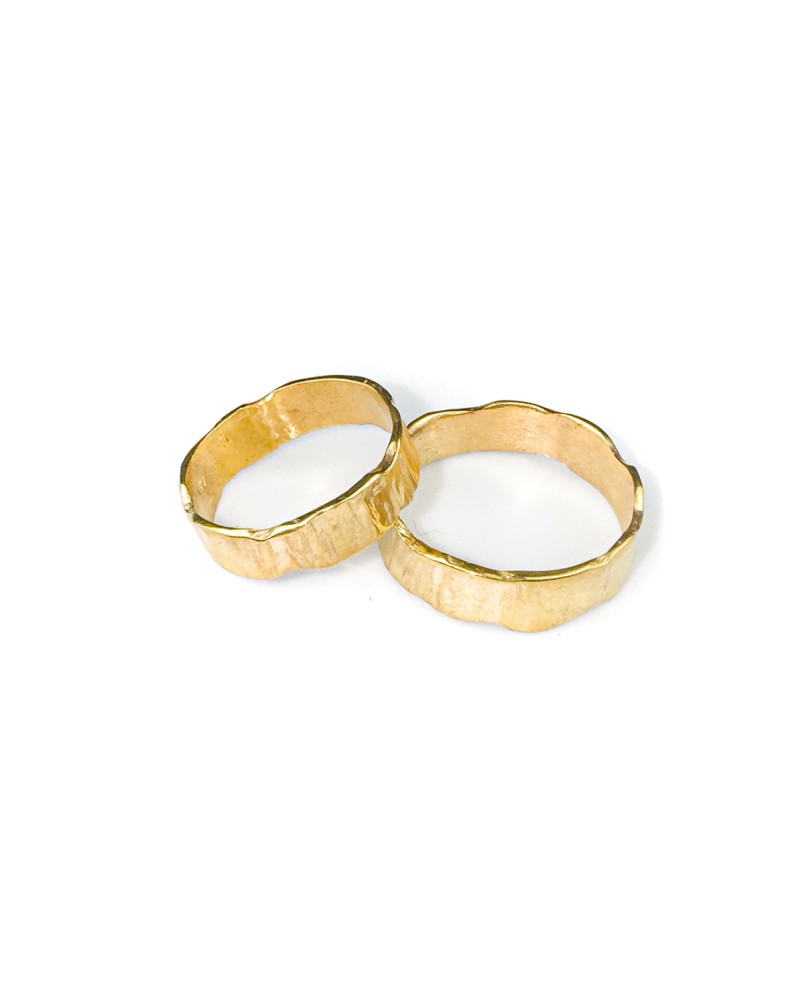 Obrączka złota falowana