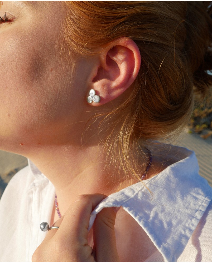 Kolczyki srebrne kwiatki