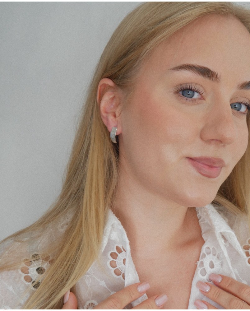 Kolczyki srebrne falowane