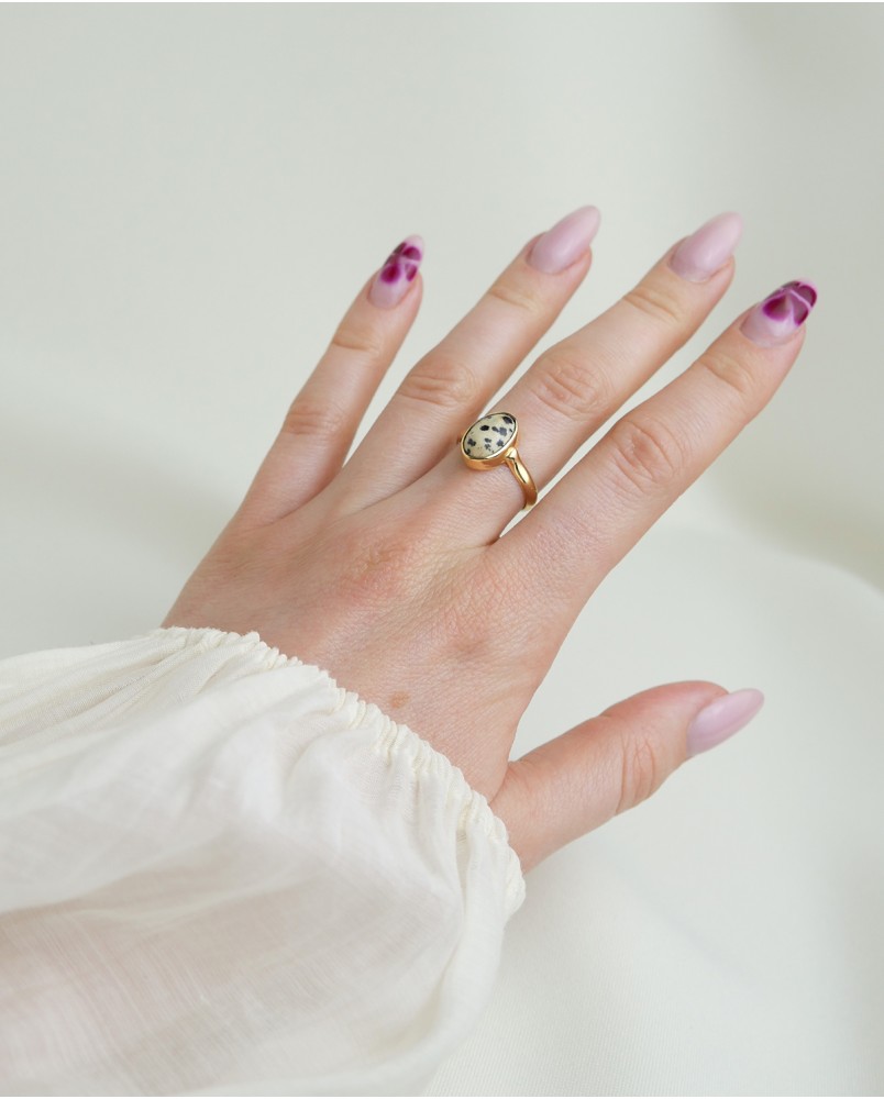 Pierścionek jaspis dalmatyńczyk