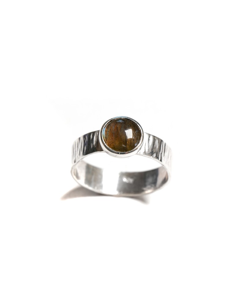 Pierścionek z labradorytem