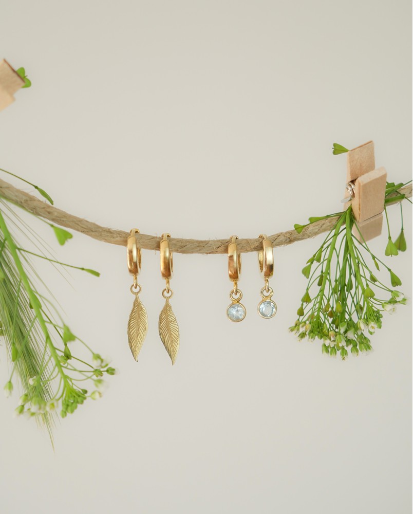 Delikatne kolczyki piórka