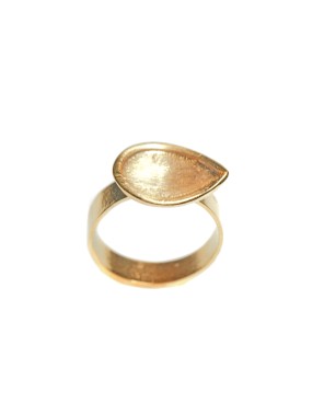 Pierścionek z łezką