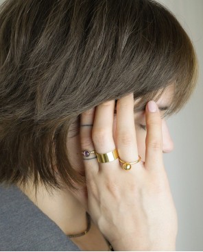 Pierścionek z kulką