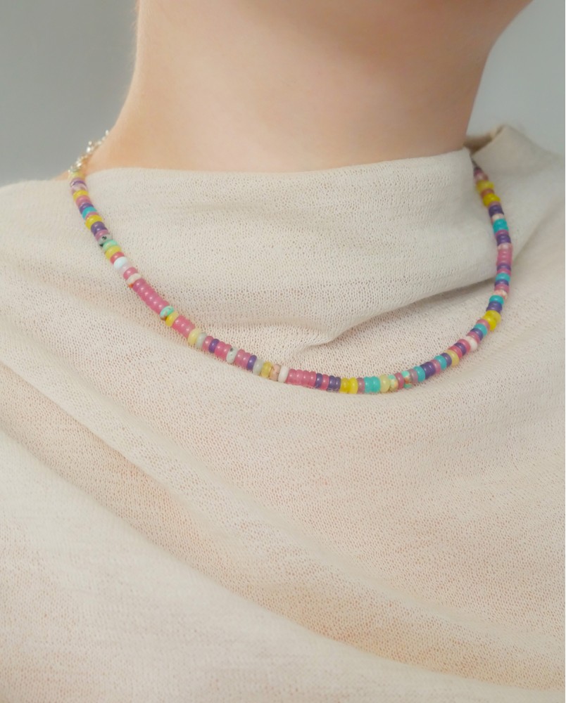 Naszyjnik z pastelowych kamieni - różowy mix