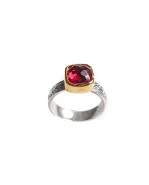 Pierścionek z granatem na...