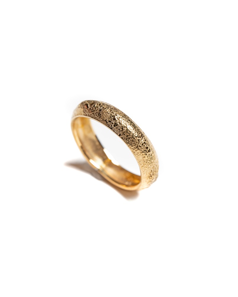 Półokrągła obrączka